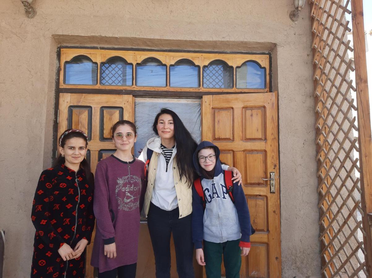 "Yoqut House" Guest House In The Centre Of Ancient City Khiva Exterior photo